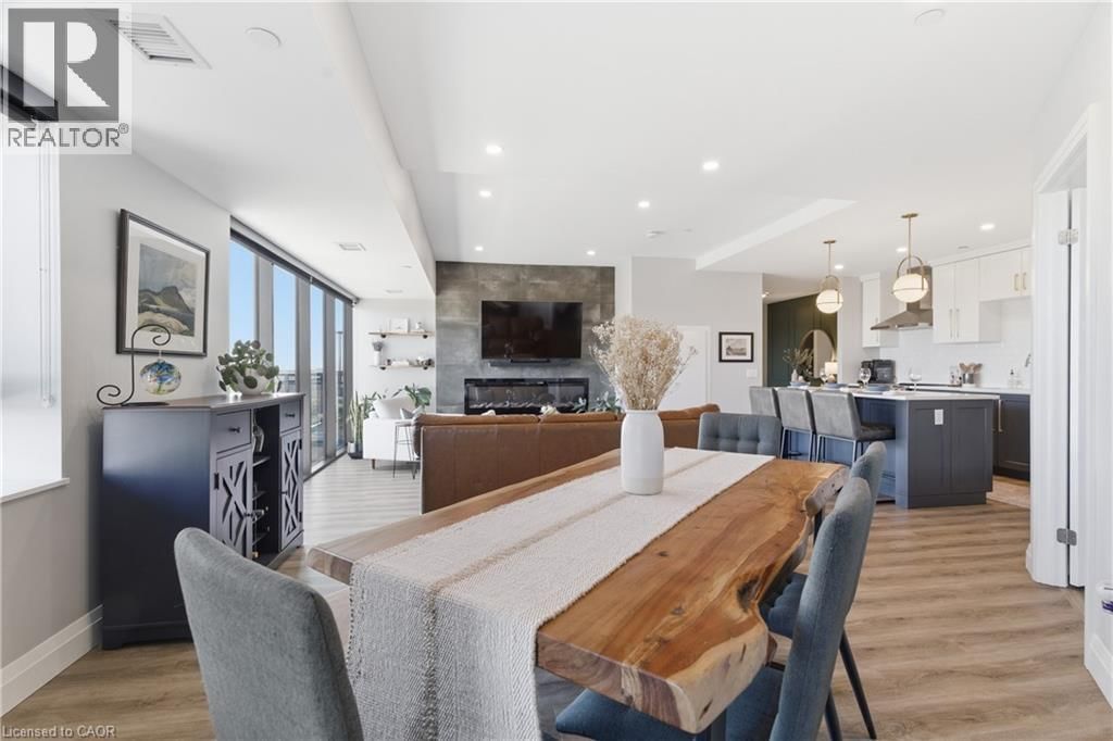 805 - 332 GOSLING GARDENS Image 24