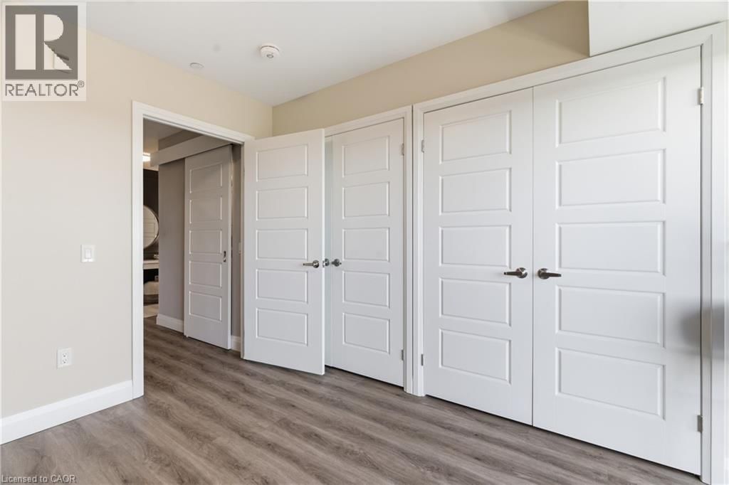 805 - 332 GOSLING GARDENS Image 33