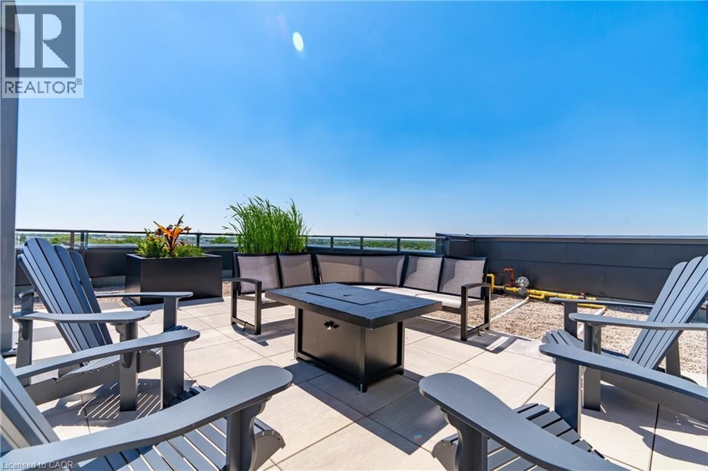 805 - 332 GOSLING GARDENS Image 42