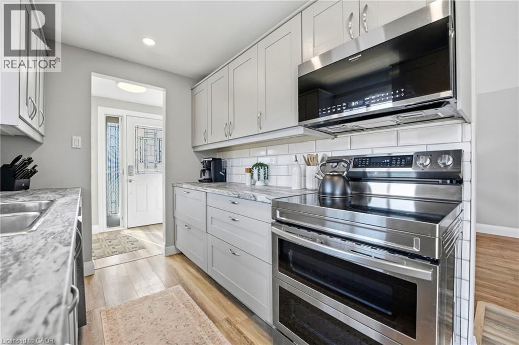 304 DINISON PLACE Image 10