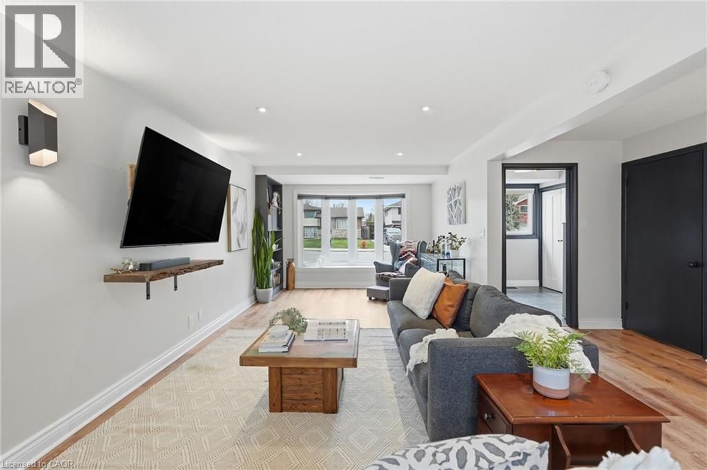 178 DELMAR DRIVE Image 9