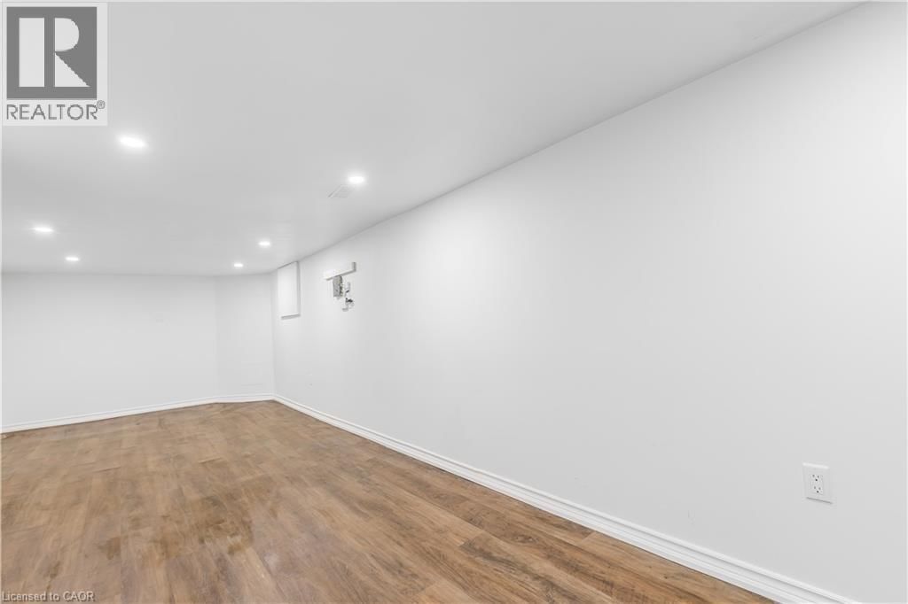 160 GRAHAM STREET Image 16