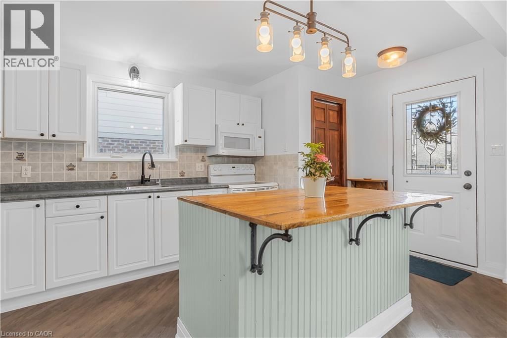 160 GRAHAM STREET Image 4