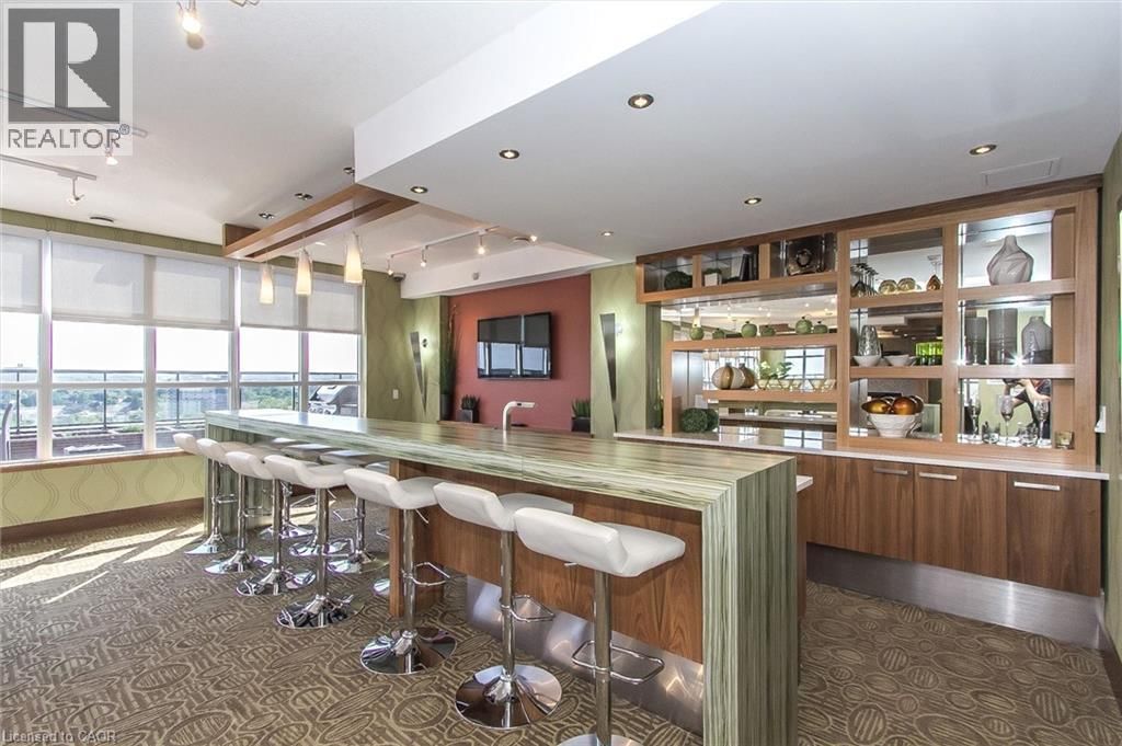 610 - 112 BENTON STREET Image 48