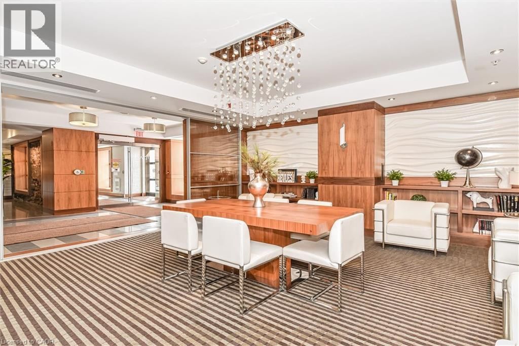 610 - 112 BENTON STREET Image 49