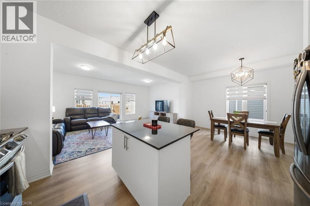 17 OLDHAM AVENUE Image 13