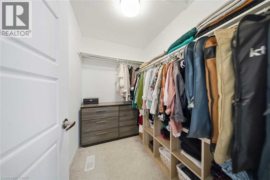 17 OLDHAM AVENUE Image 26