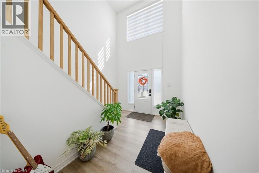 17 OLDHAM AVENUE Image 6