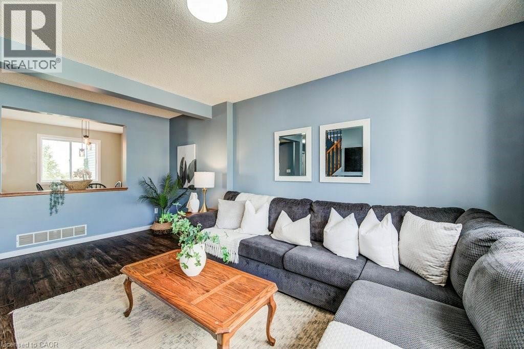 633 GRANGE CRESCENT Image 19