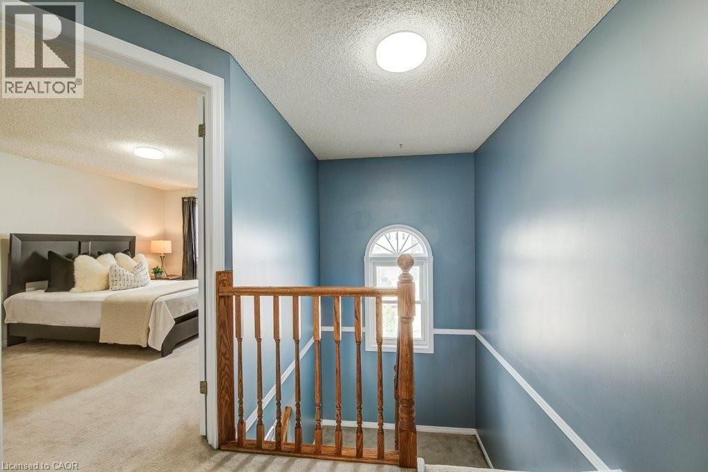 633 GRANGE CRESCENT Image 20