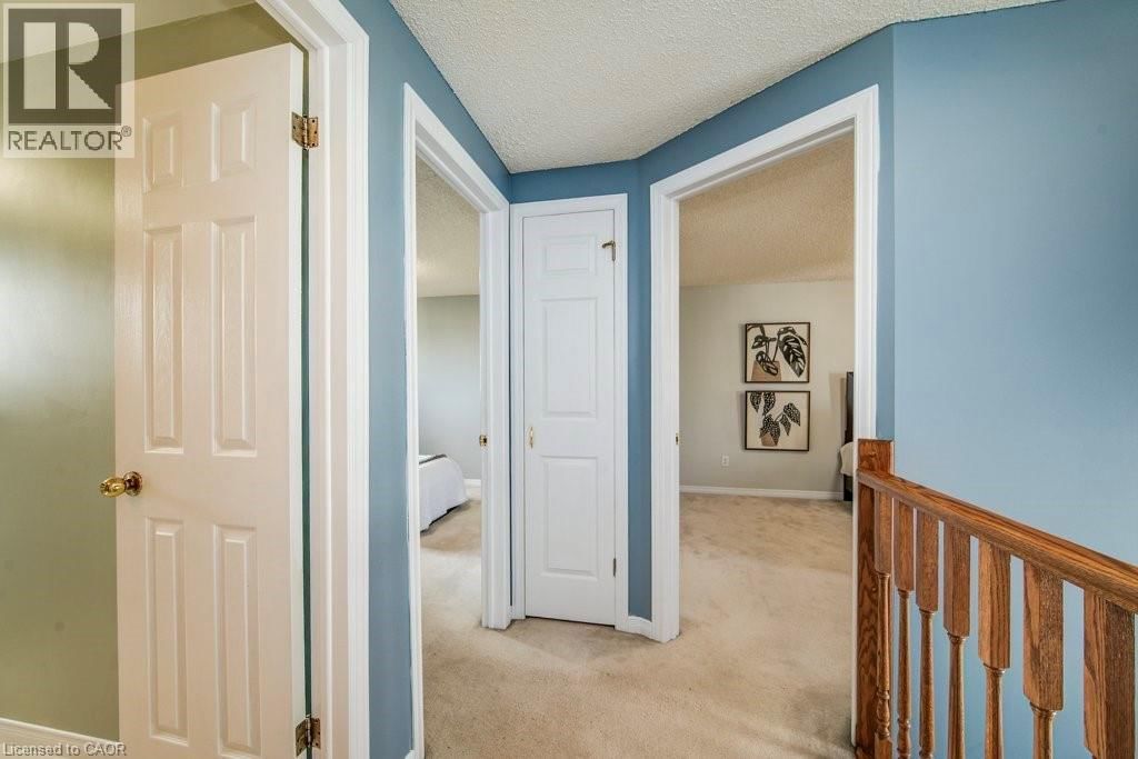 633 GRANGE CRESCENT Image 21