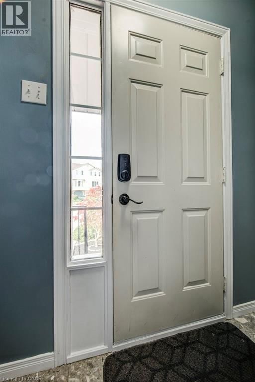 633 GRANGE CRESCENT Image 5