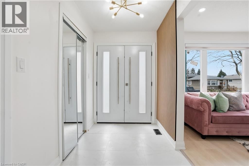 6183 JOHNSON DRIVE Image 4