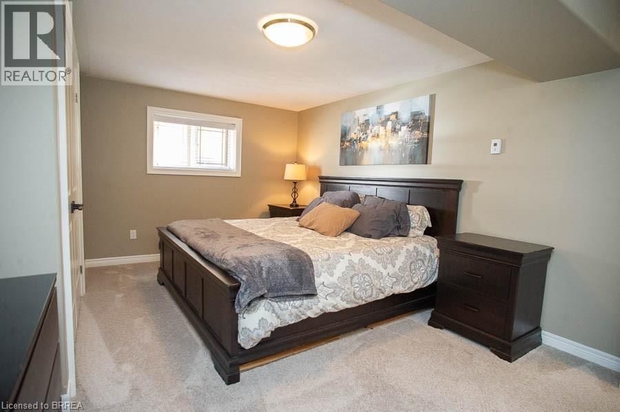 9 DAVEY COURT Image 29