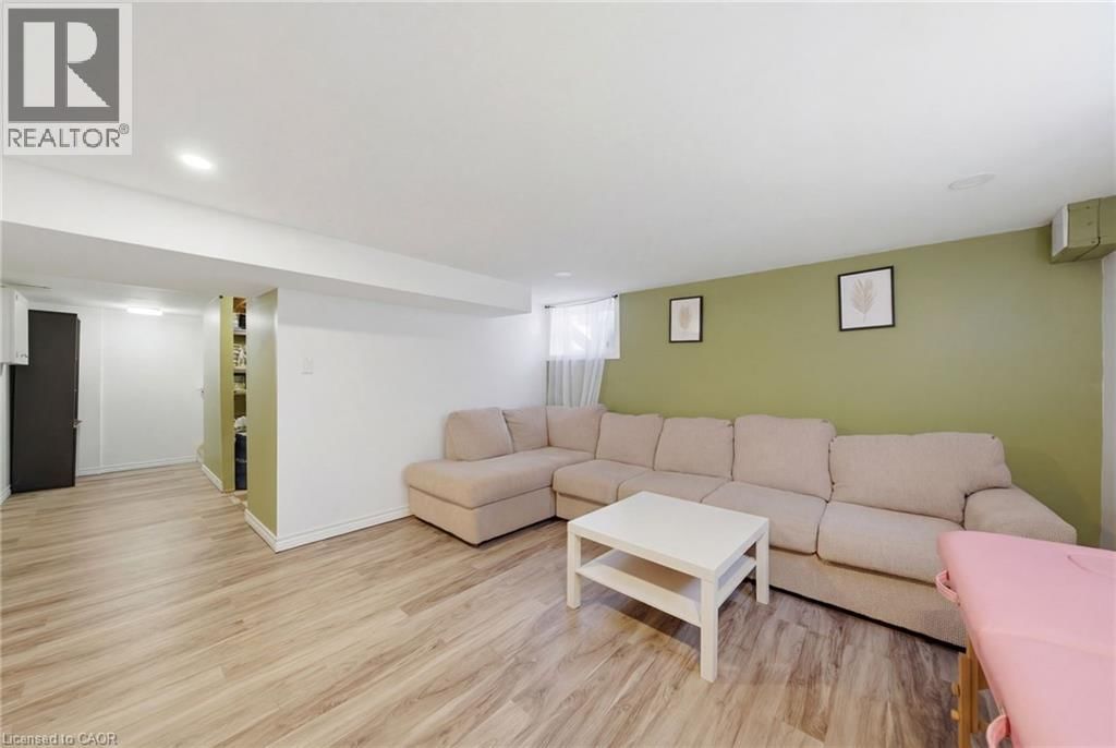 250 GRANTHAM AVENUE Image 25