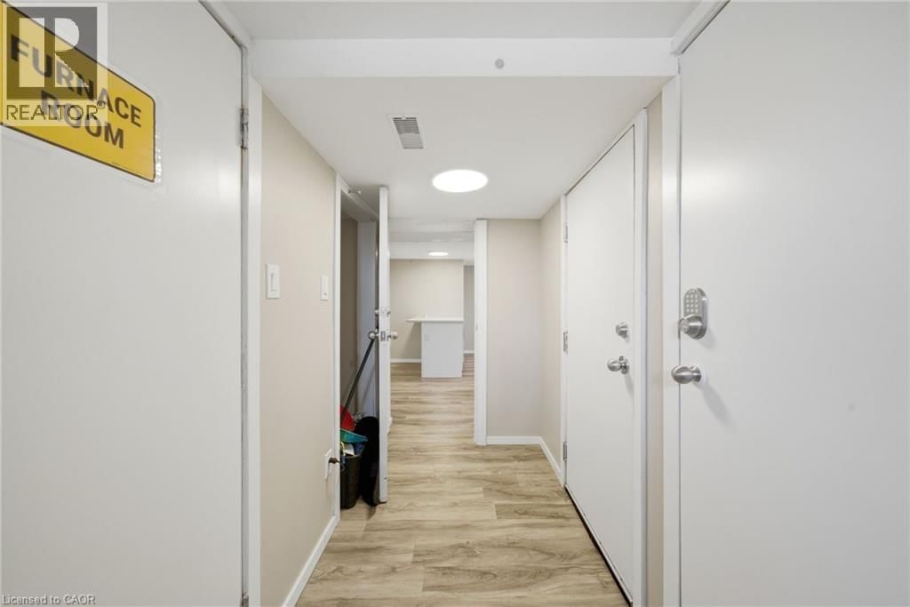 250 GRANTHAM AVENUE Image 30