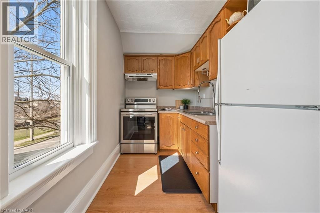 101 WELLINGTON SOUTH Image 19