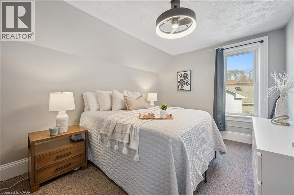 101 WELLINGTON SOUTH Image 21