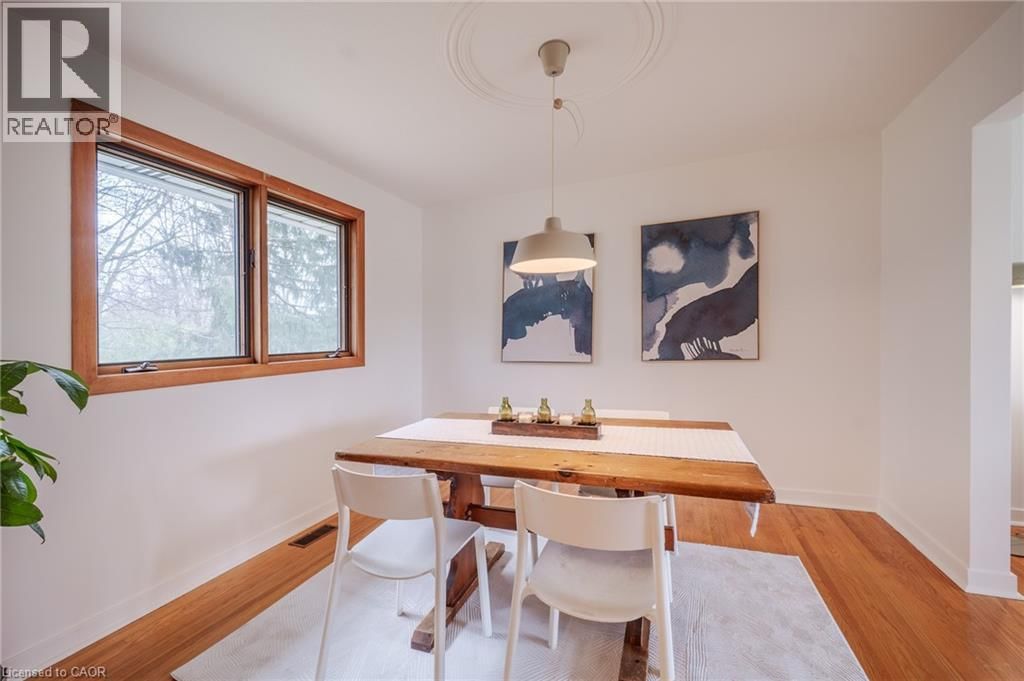 27 SUNSET DRIVE Image 12