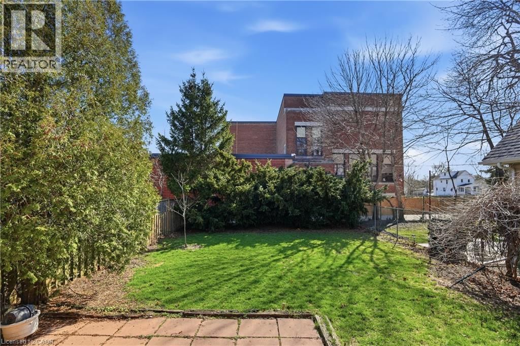 34 VINE STREET SOUTH Image 15