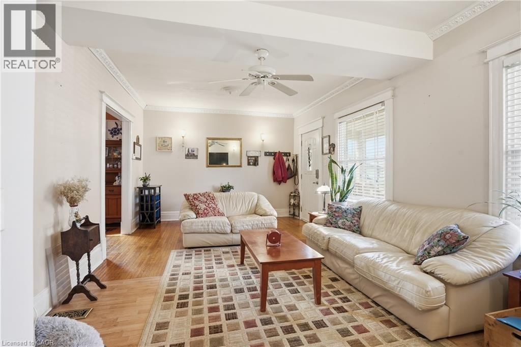 34 VINE STREET SOUTH Image 4