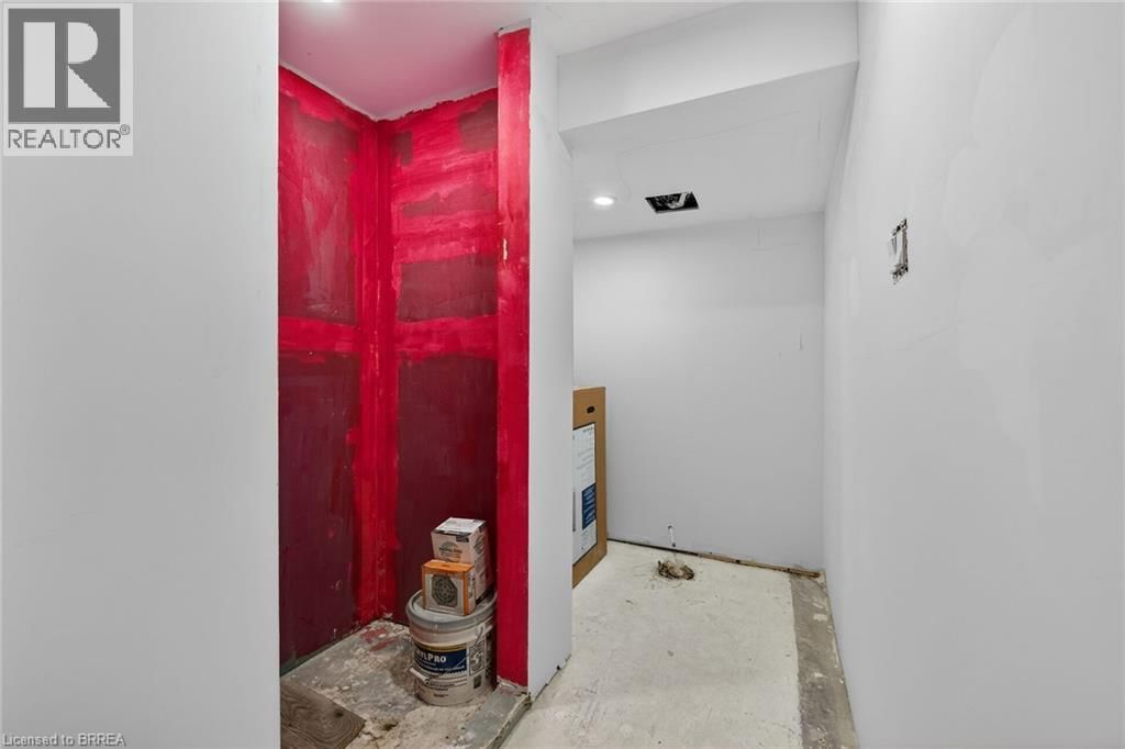 26 HALLMARK STREET Image 42