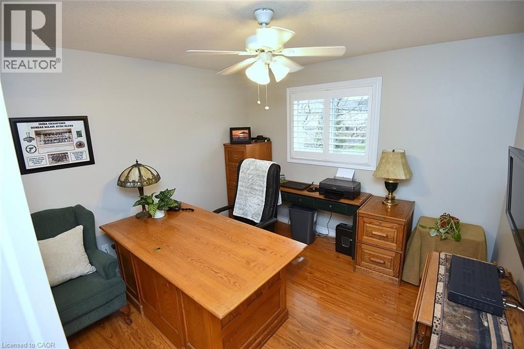 100 NEWCOMBE ROAD Image 28