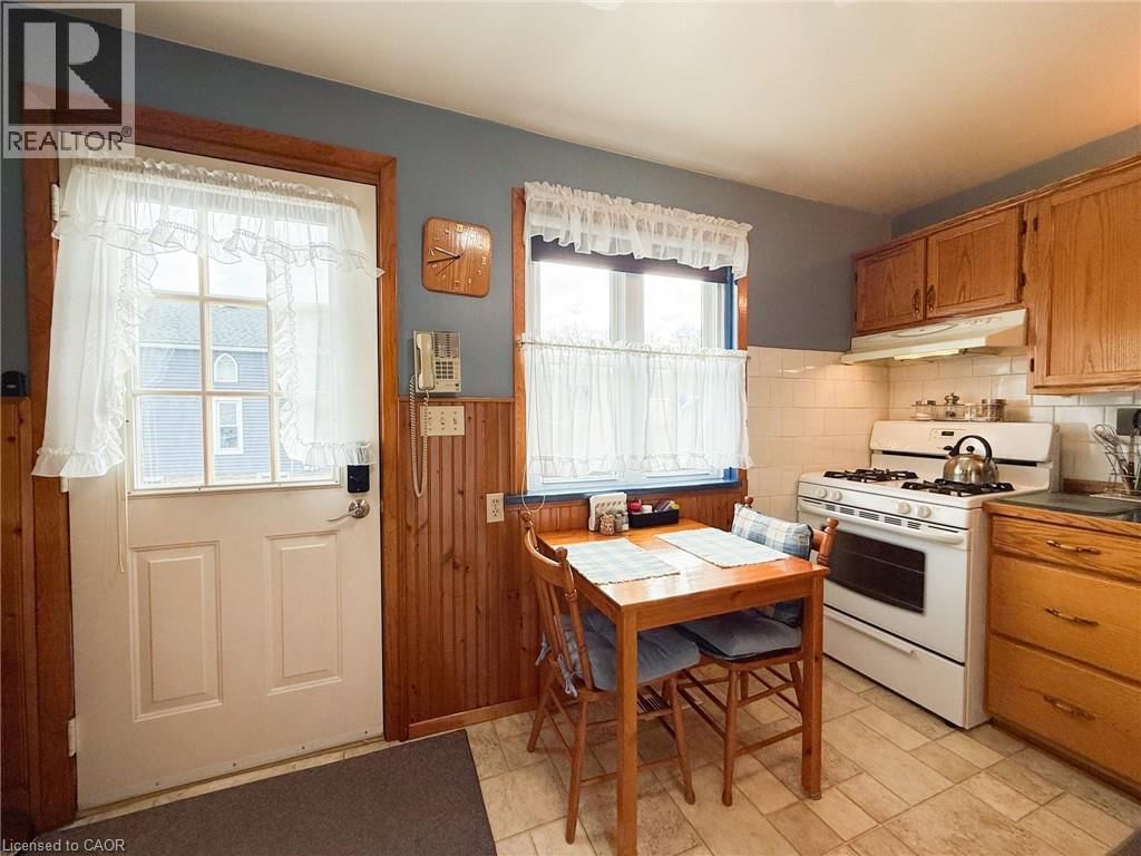 42 PATTERSON STREET Image 17