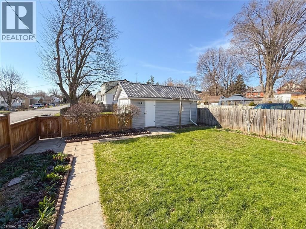 42 PATTERSON STREET Image 36