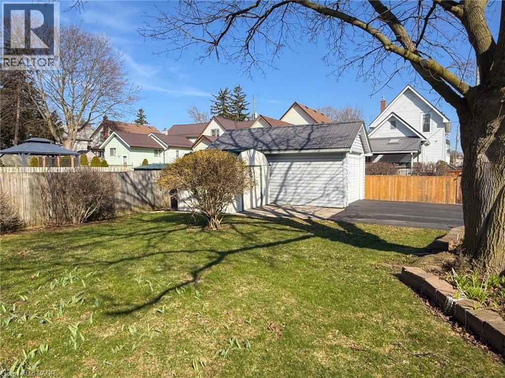 42 PATTERSON STREET Image 40