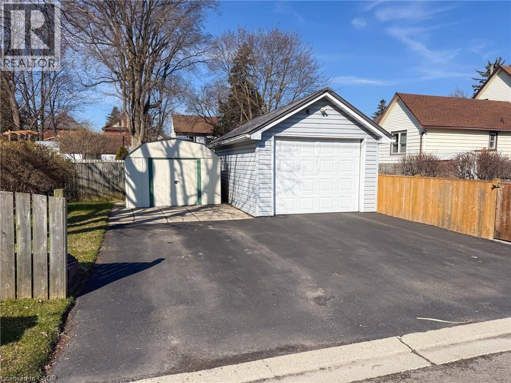 42 PATTERSON STREET Image 41