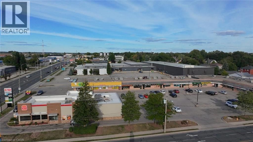 5 - 809 VICTORIA STREET NORTH Image 1