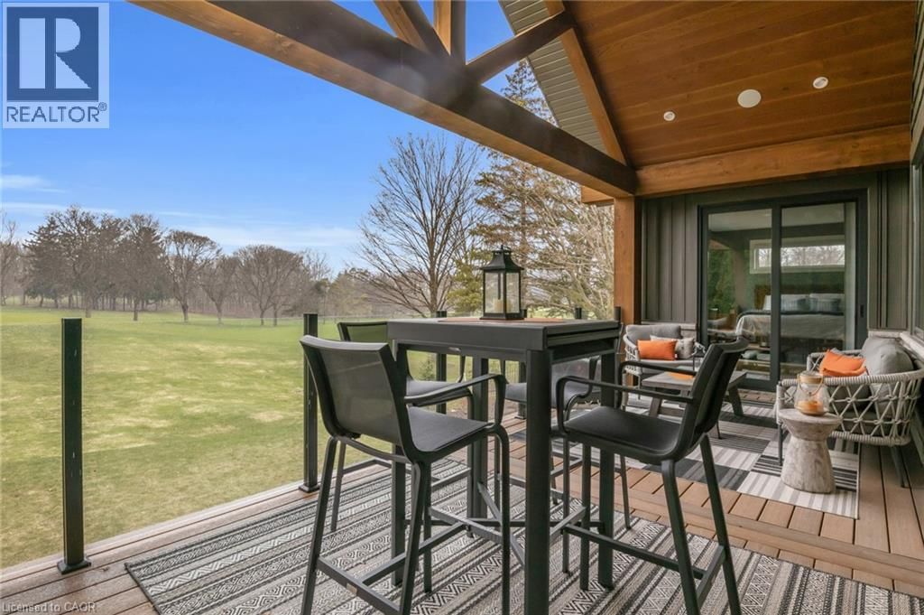 250 STANLEY DRIVE Image 23