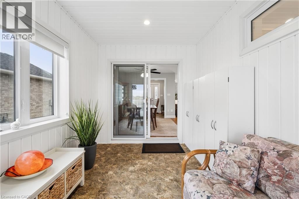 480 GRAND TRUNK STREET Image 32