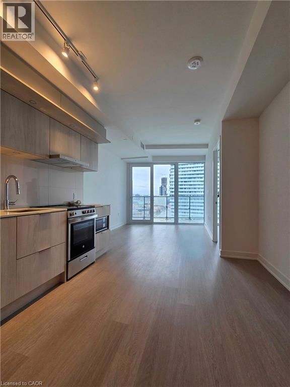 1306 - 448 BURNHAMTHORPE ROAD WEST Image 1