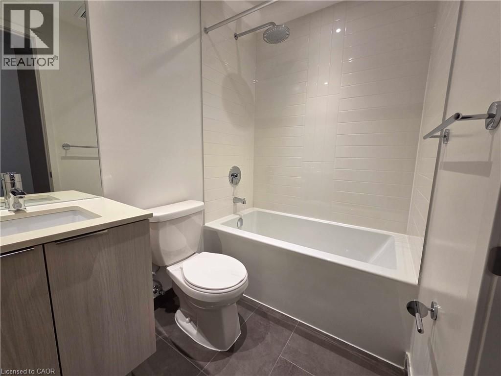 1306 - 448 BURNHAMTHORPE ROAD WEST Image 12