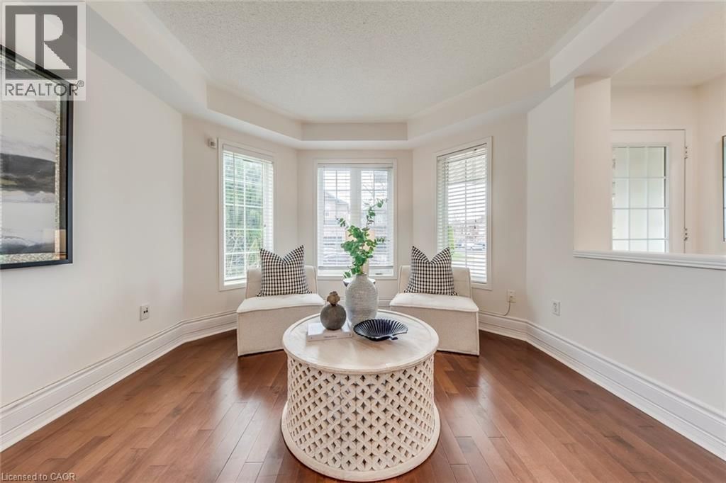 5811 PAGE CRESCENT Image 11