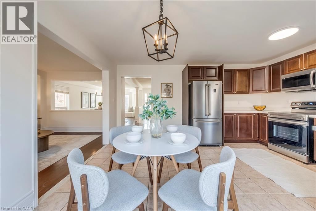 5811 PAGE CRESCENT Image 21