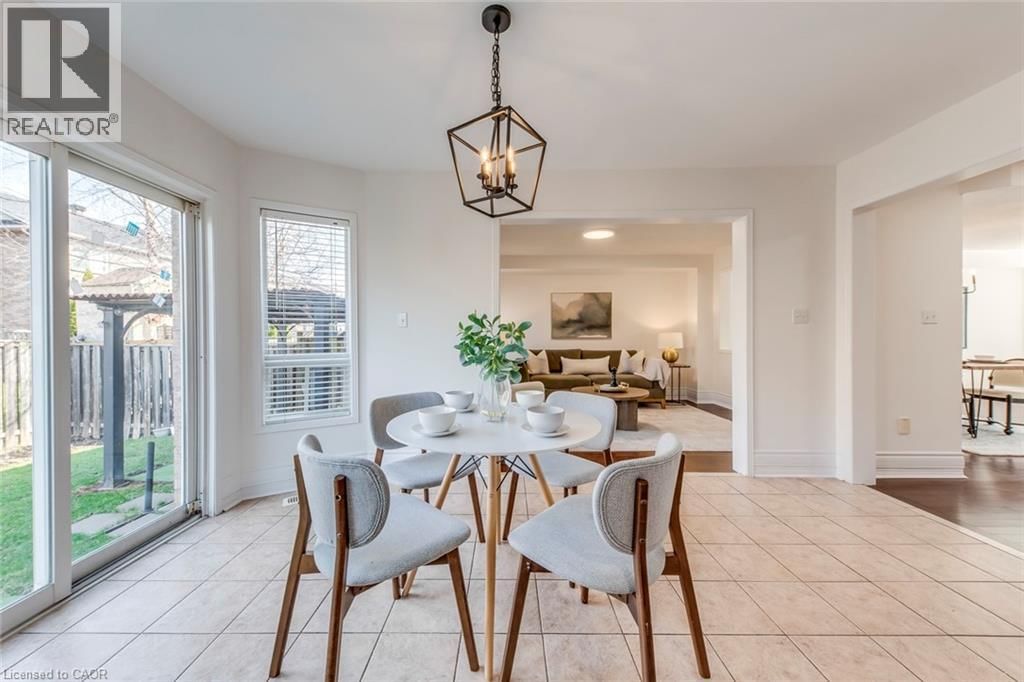 5811 PAGE CRESCENT Image 22