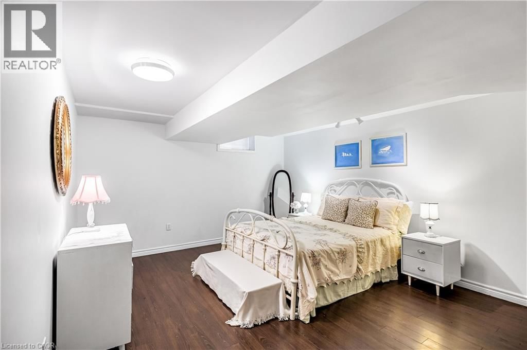 65 THISTLEMOOR DRIVE Image 36