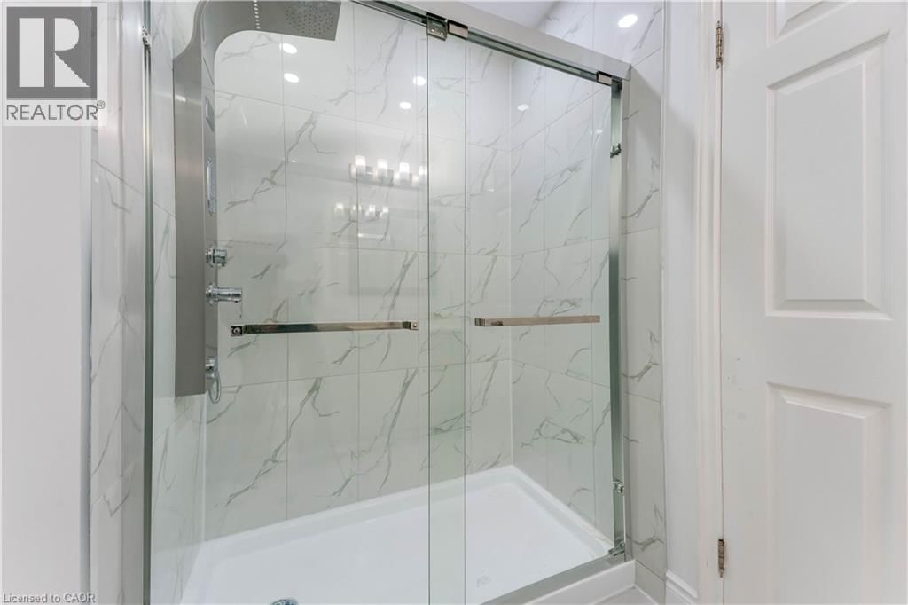 530 FOUNTAIN STREET SOUTH Image 24