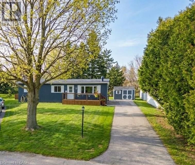 157 MAPLE CRESCENT Image 2