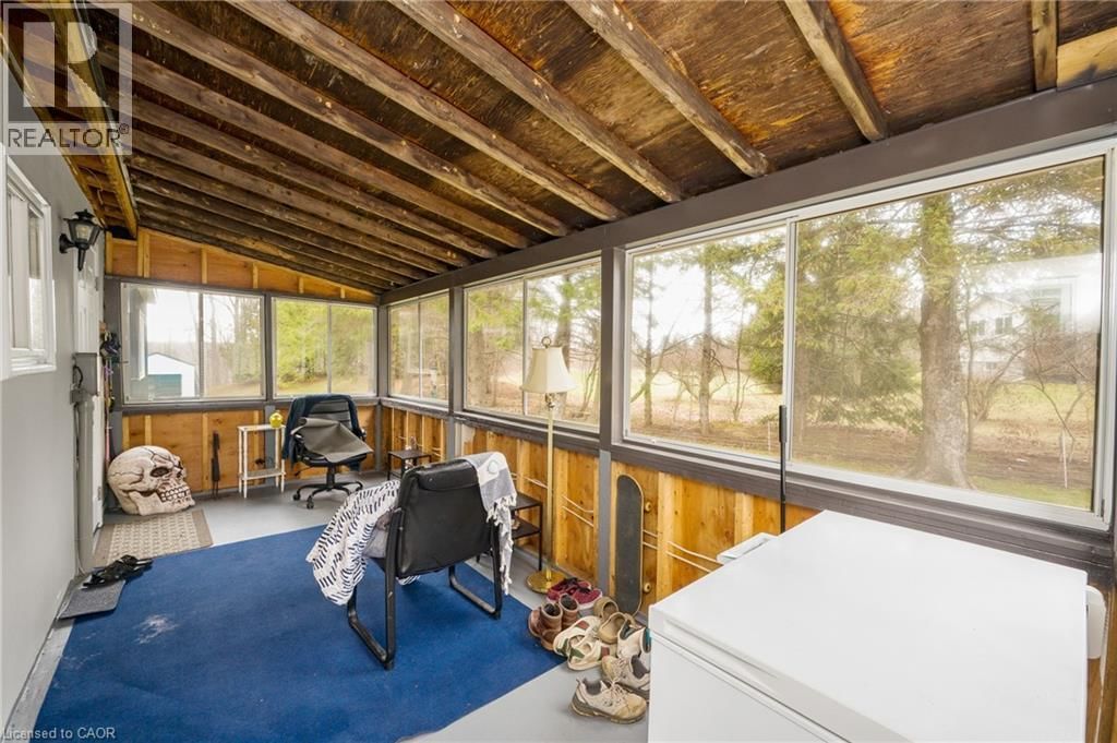 157 MAPLE CRESCENT Image 23