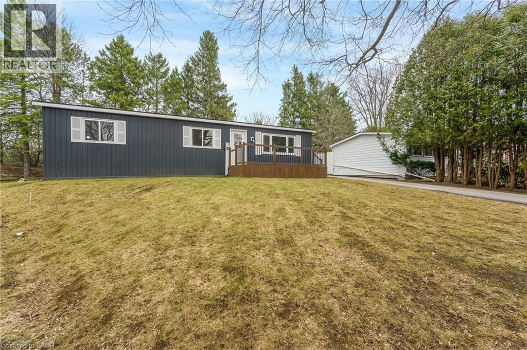 157 MAPLE CRESCENT Image 5