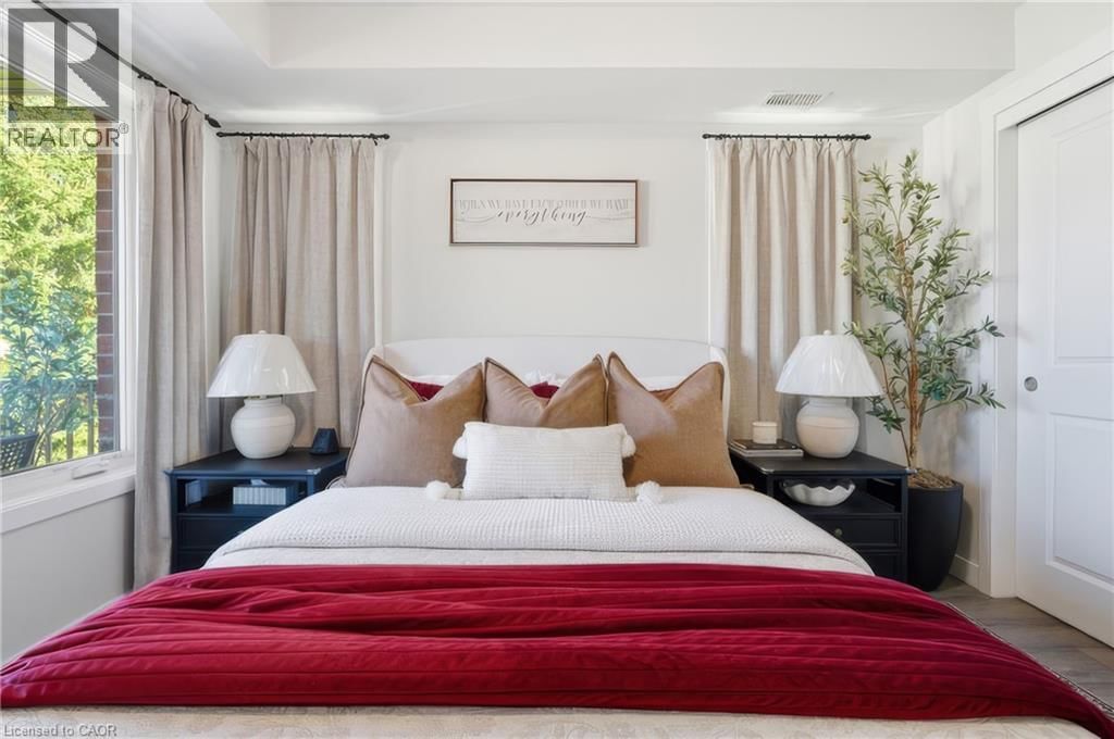 D8 - 160 ROCHEFORT STREET Image 21