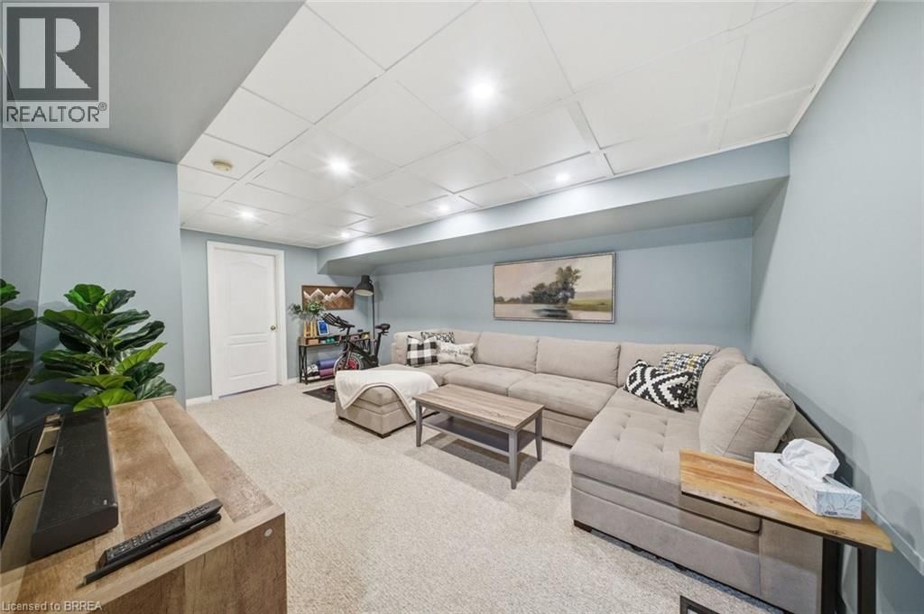 34 PRIMROSE DRIVE Image 25