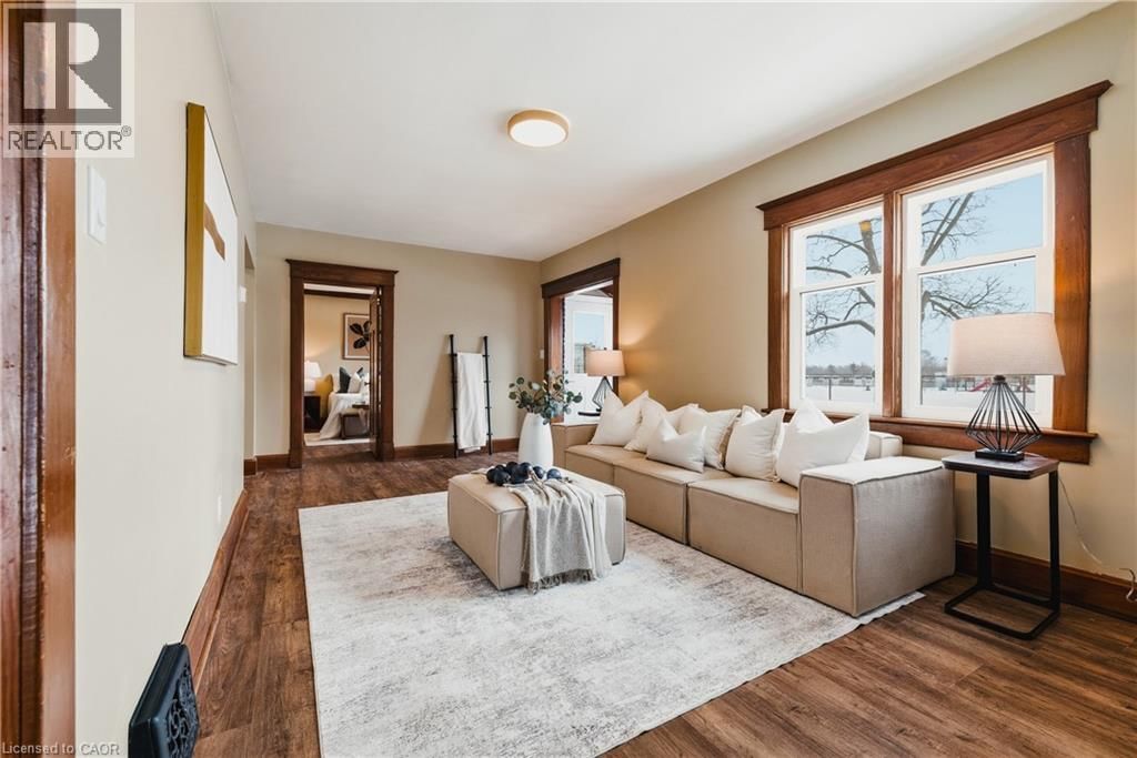 999 VINE STREET Image 6