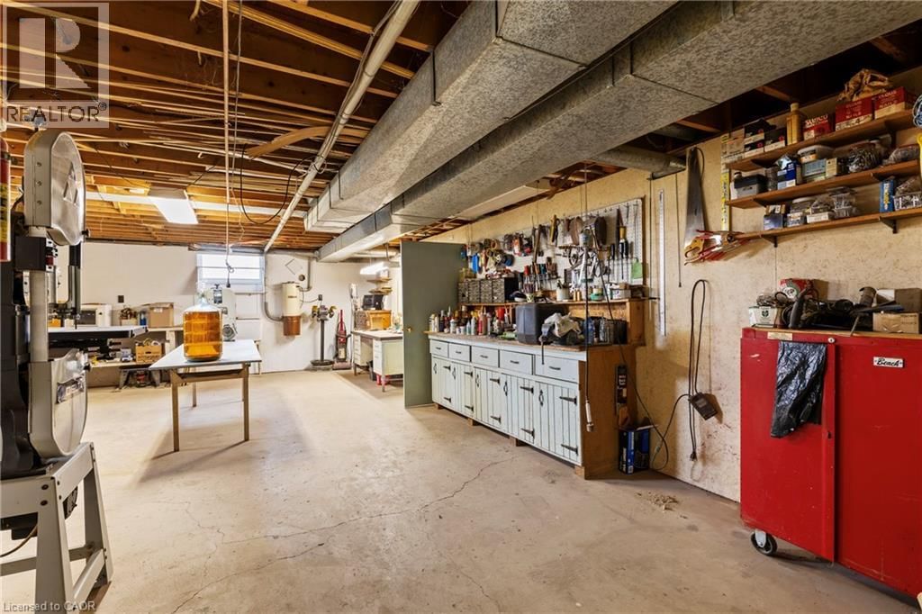 1458 LINE 6 ROAD Image 32