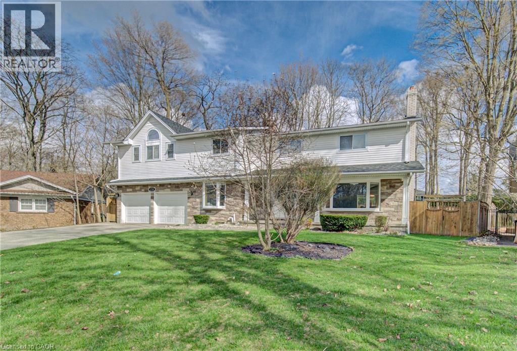 298 FERNDALE PLACE Image 2