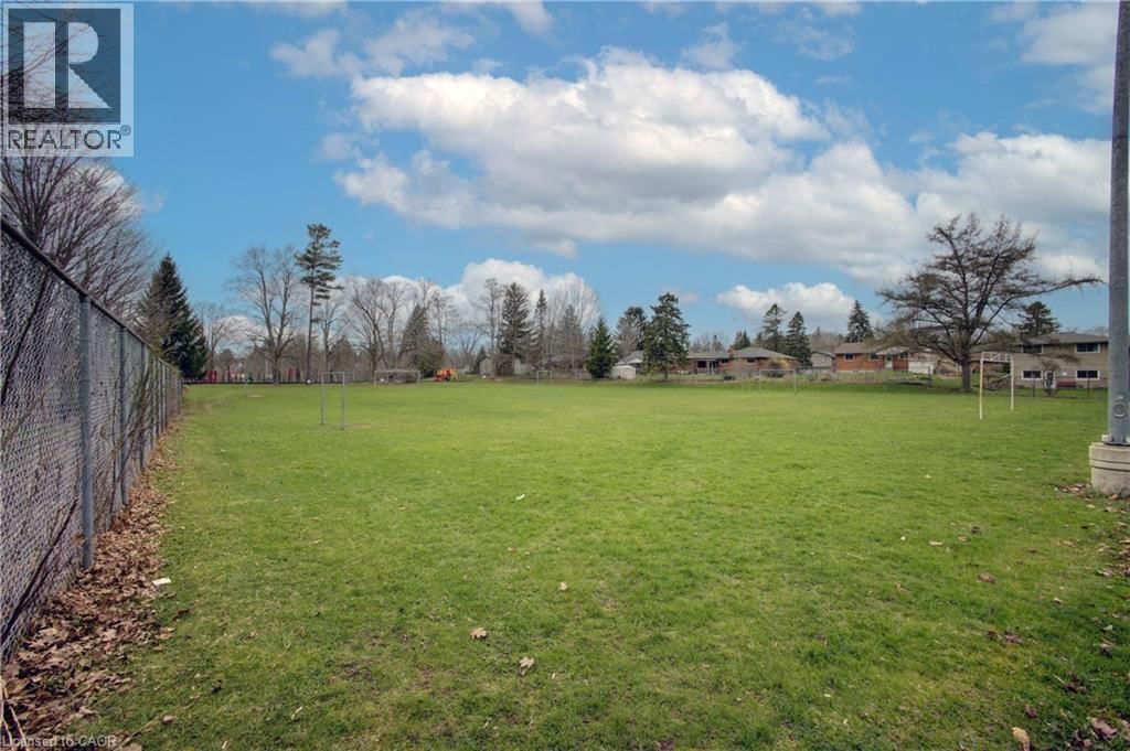 1408 BRIDGE STREET Image 16